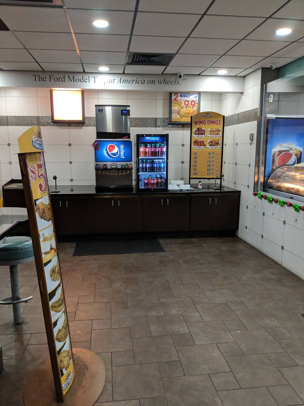 Captain Jays Fish & Chicken | restaurant | 14124 Woodward Ave, Highland Park, MI 48185, USA | 3138673474 OR +1 313-867-3474