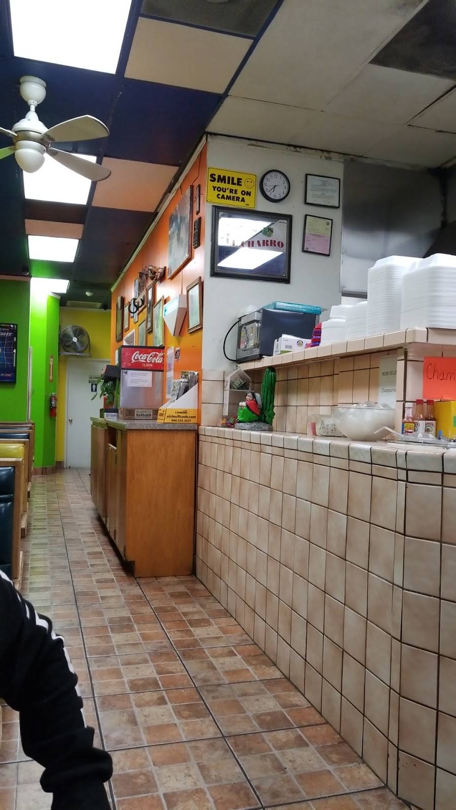 El Charro | restaurant | 16922 Main St E, Hesperia, CA 92345, USA | 7609472408 OR +1 760-947-2408