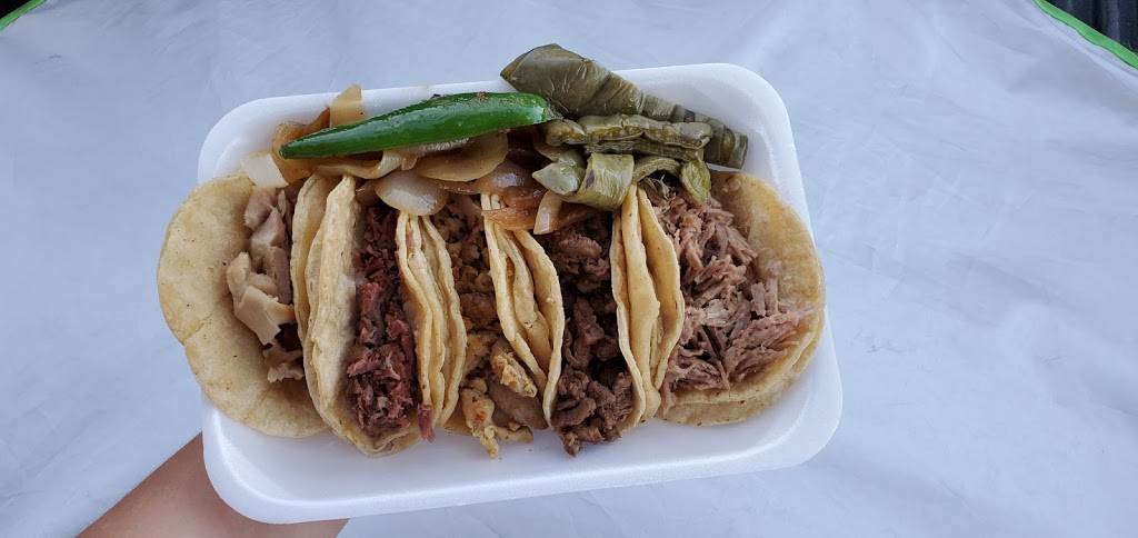 Tacos Lindo Michoacan | restaurant | 1846-1884, E 16th St, Santa Ana, CA 92701, USA | 7148054799 OR +1 714-805-4799