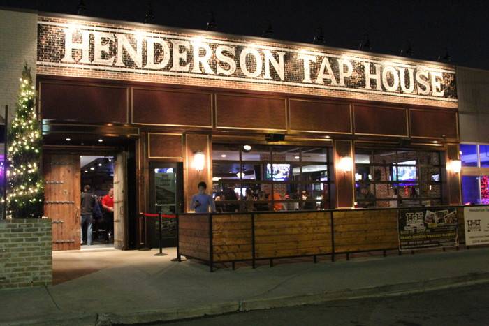 Henderson Tap House | restaurant | 2323 N Henderson Ave Suite 101-102, Dallas, TX 75206, USA | 9726777947 OR +1 972-677-7947
