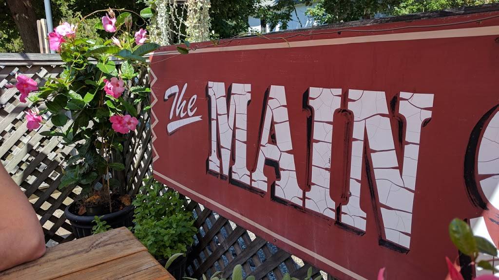 Jenis Main Street Grill | restaurant | 54195 NY-25, Southold, NY 11971, USA | 6317659610 OR +1 631-765-9610