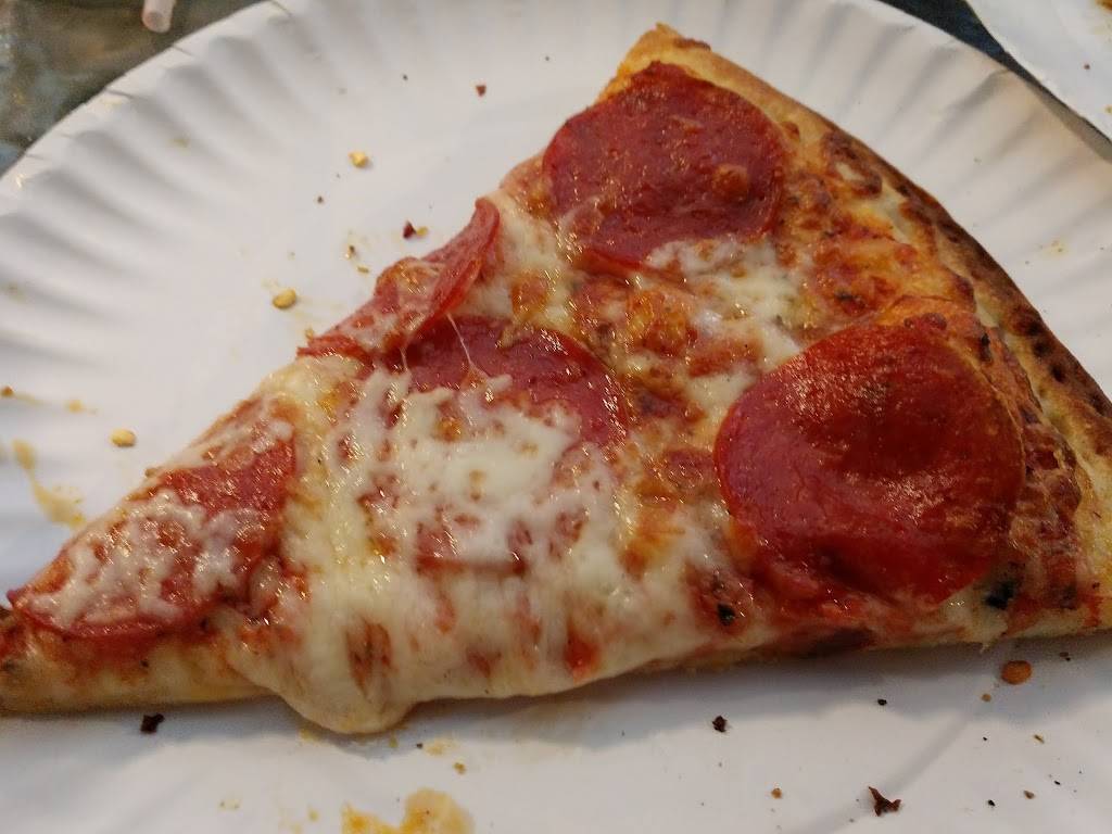 Pizzalleys on St. George | restaurant | 117 St George St, St. Augustine, FL 32084, USA | 9048252627 OR +1 904-825-2627