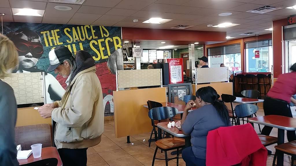 Jack in the Box | restaurant | 1110 C St, San Diego, CA 92101, USA | 6192340785 OR +1 619-234-0785