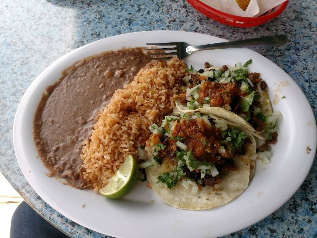 Taqueria Tepeque | restaurant | 3555 Clares St # LL, Capitola, CA 95010, USA | 8314622758 OR +1 831-462-2758