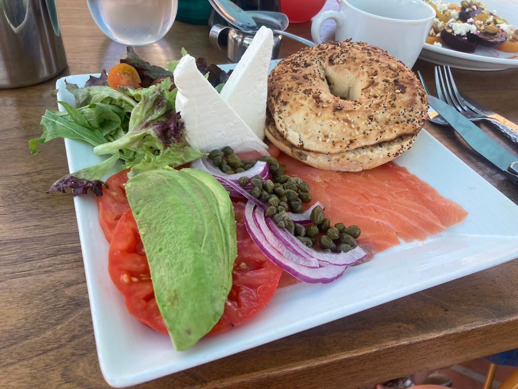 The Front Porch | restaurant | 117 La Plaza, Palm Springs, CA 92262, USA | 7603222724 OR +1 760-322-2724