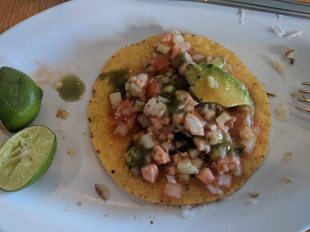 Mariscos Chihuahua | restaurant | 999 N Swan Rd, Tucson, AZ 85711, USA | 5208812372 OR +1 520-881-2372