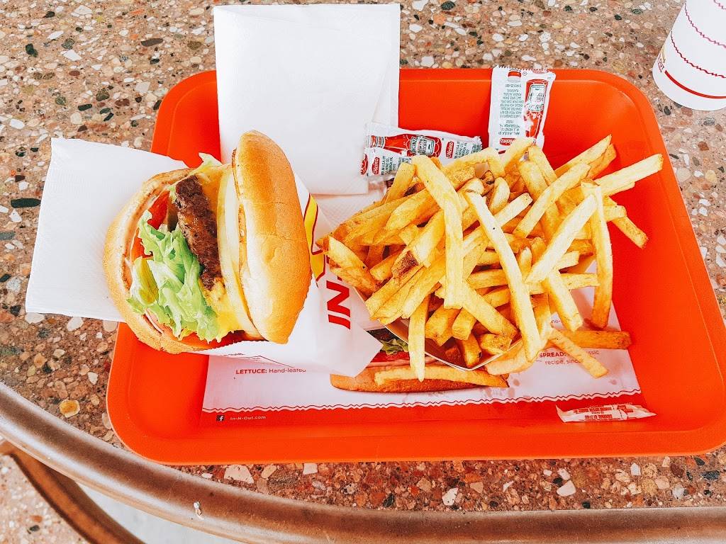 In-N-Out Burger | restaurant | 21133 Golden Springs Dr, Diamond Bar, CA 91765, USA | 8007861000 OR +1 800-786-1000