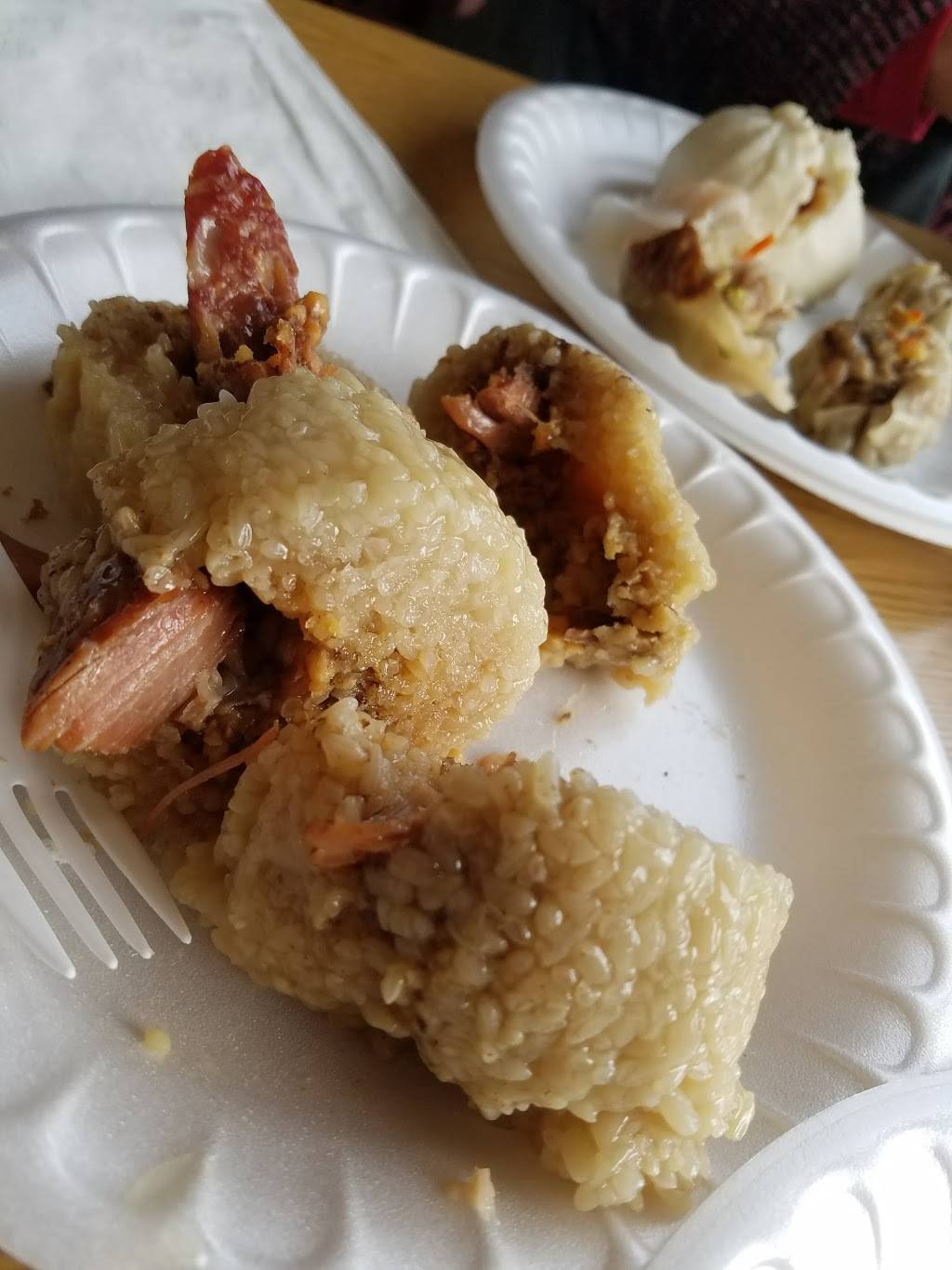 Dim Sum House | restaurant | 2631 Broadway, Sacramento, CA 95818, USA | 9164566688 OR +1 916-456-6688