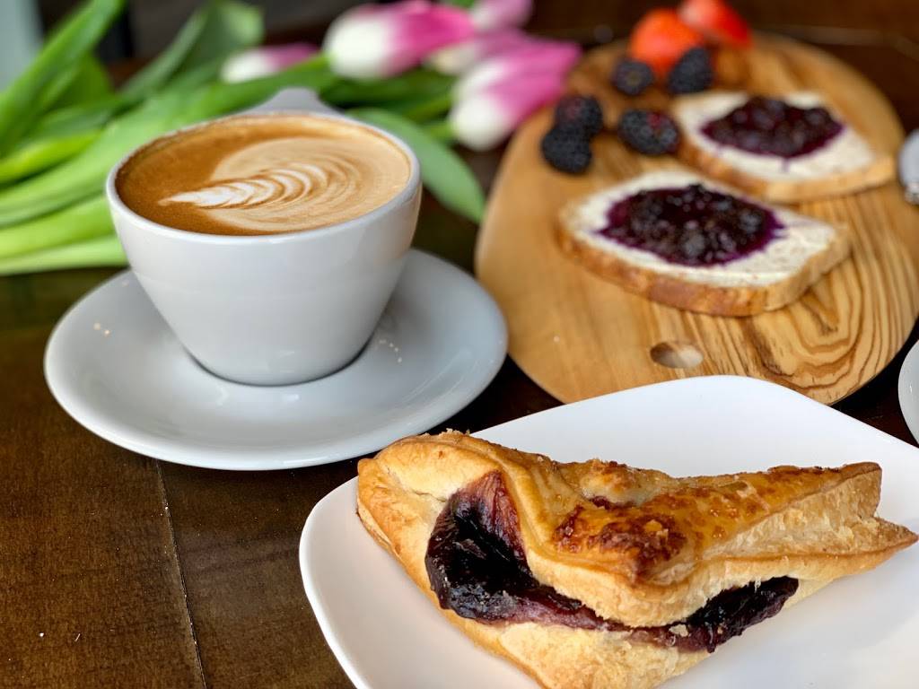 Javalato Gelato & Cafe | restaurant | 9697 Prominent Point St.156, Colorado Springs, CO 80924, USA | 7194247929 OR +1 719-424-7929