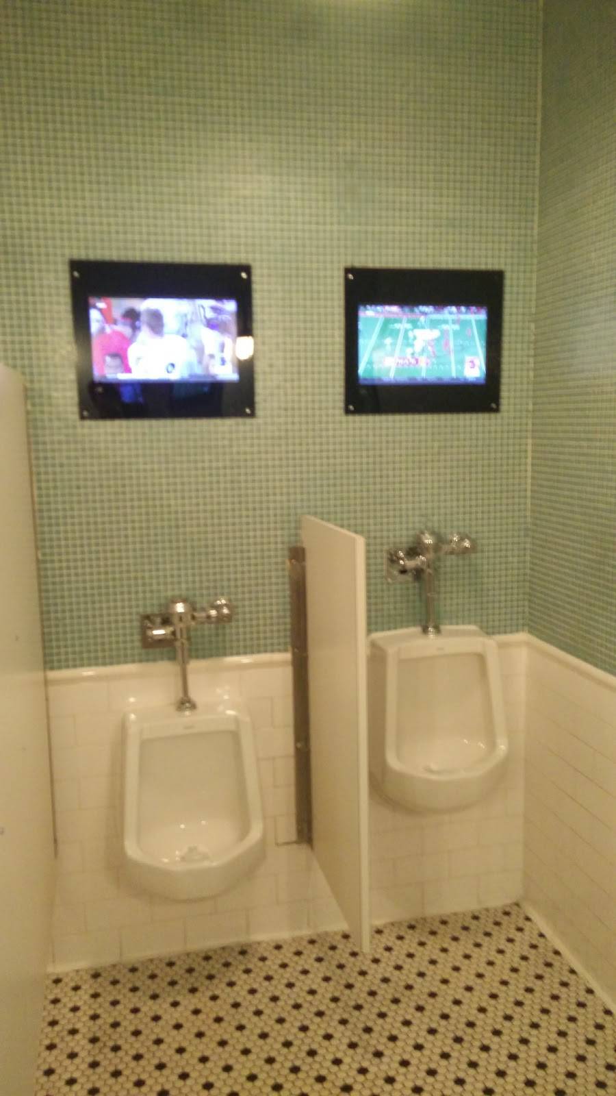 Champions | restaurant | 280 W Jefferson St, Louisville, KY 40202, USA | 5026714246 OR +1 502-671-4246