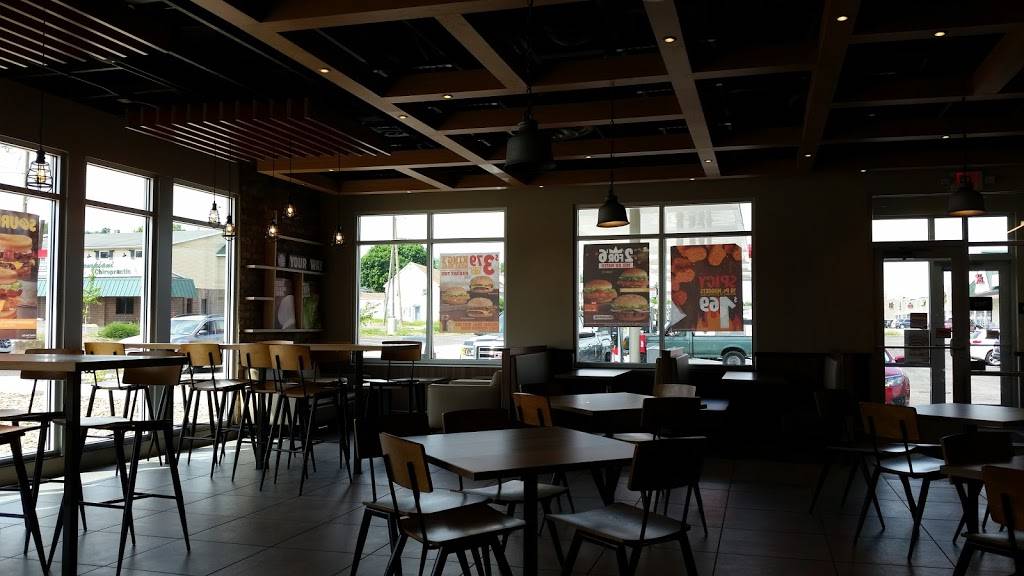 Burger King | restaurant | 408 S 3rd St, Youngwood, PA 15697, USA | 7246353642 OR +1 724-635-3642