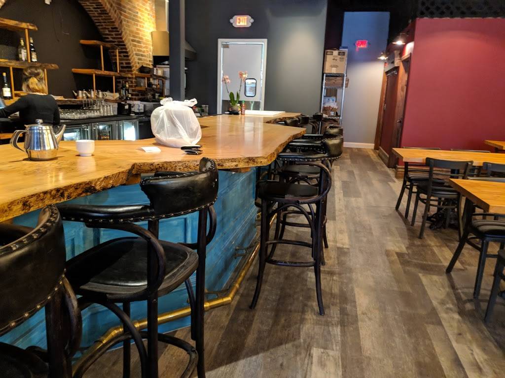 Pho Long Restaurant - South City | restaurant | 2245 S Grand Blvd, St. Louis, MO 63104, USA | 3148334333 OR +1 314-833-4333