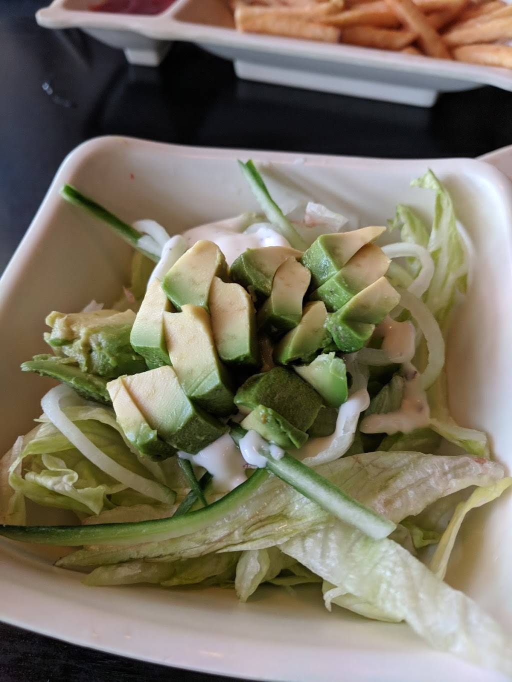 G&V Sushi | restaurant | 375 Chemin dAylmer, Gatineau, QC J9H 1A5, Canada | 8196828998 OR +1 819-682-8998