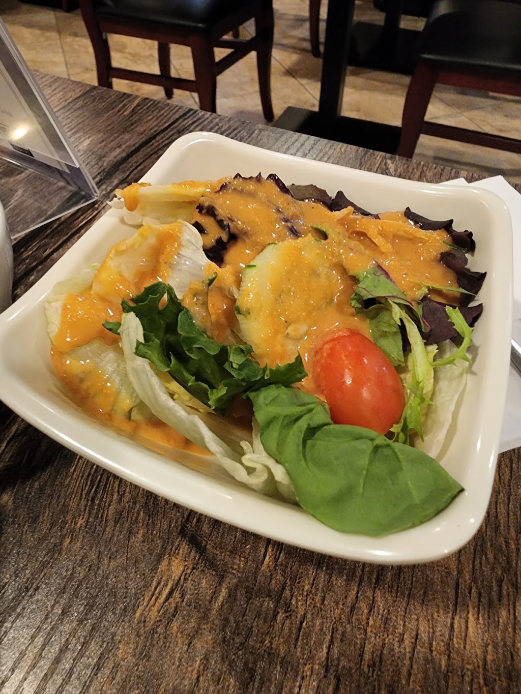 Zhus Kitchen | restaurant | 1700 Altamont Ave, Schenectady, NY 12303, USA | 5183565555 OR +1 518-356-5555