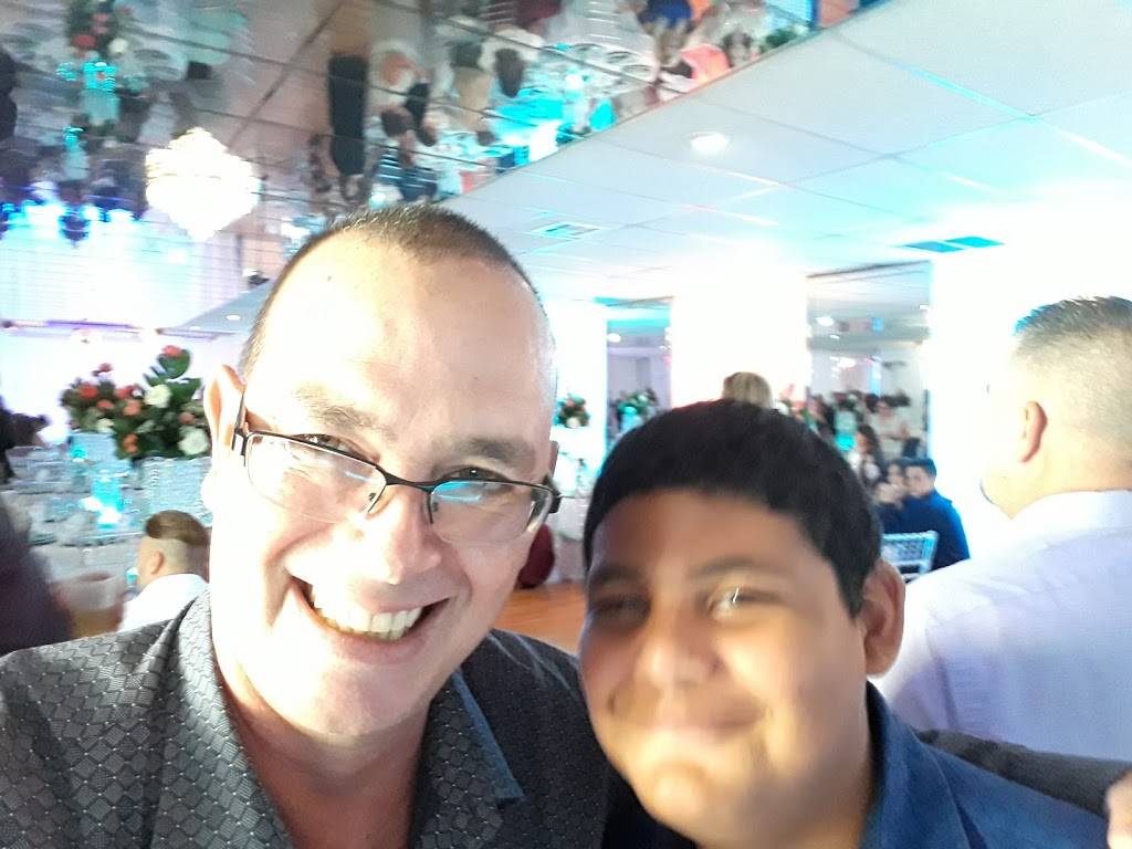 El Tamalito Cubano | restaurant | 1570 W 43rd Pl #10, Hialeah, FL 33012, USA | 3056988411 OR +1 305-698-8411