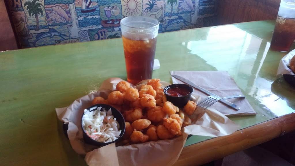 Sharkies Burgers & Brews | restaurant | 300 N Lake Park Blvd, Carolina Beach, NC 28428, USA | 9107071169 OR +1 910-707-1169