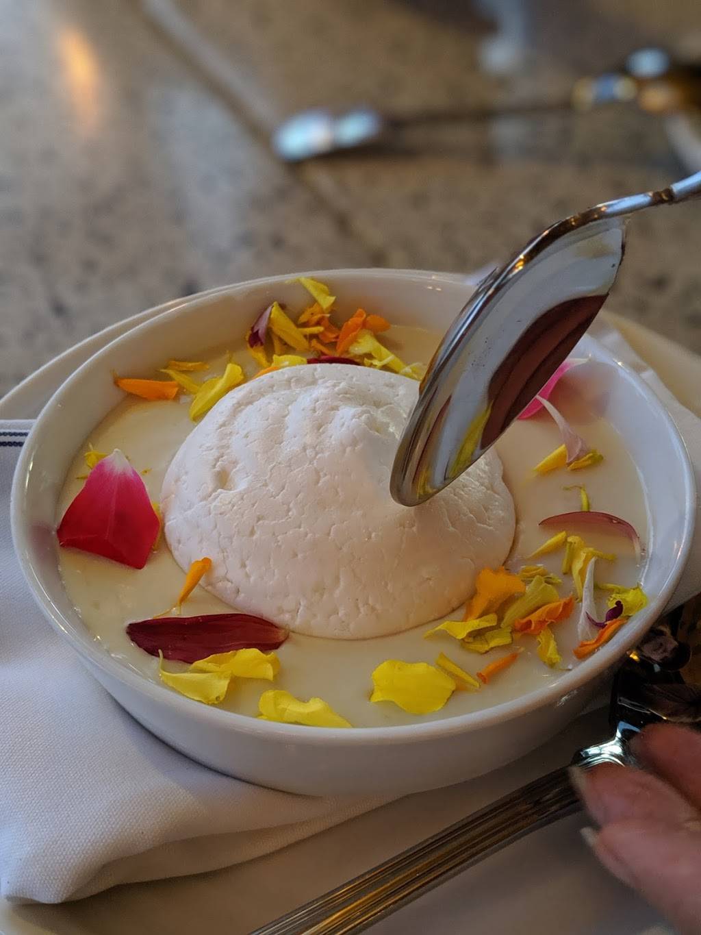 Whitestone Restaurant and Bar | restaurant | 34212 CA-1, Dana Point, CA 92629, USA | 9494898911 OR +1 949-489-8911