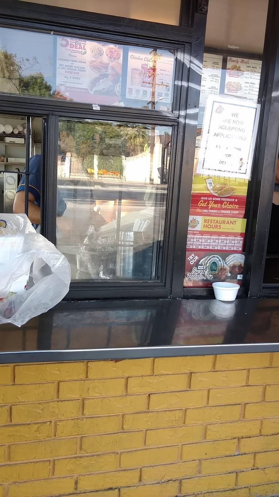 Churchs Chicken | restaurant | 217 N Central Ave, Compton, CA 90220, USA | 3106376689 OR +1 310-637-6689