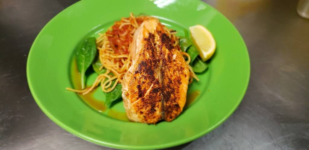 ViPei Bistro | restaurant | 3101 Kingston Rd, Scarborough, ON M1M 1P1, Canada | 4162661405 OR +1 416-266-1405