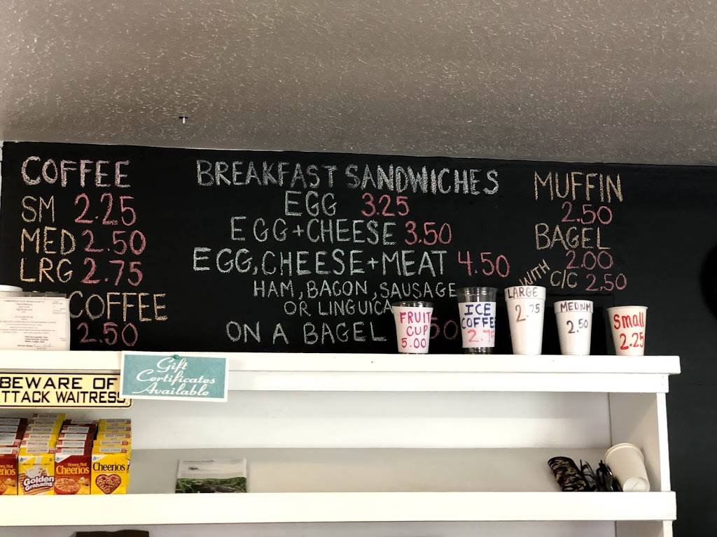 Picnic Box | restaurant | Mashpee, Rotary Circle, Mashpee, MA 02649, USA | 5085390303 OR +1 508-539-0303