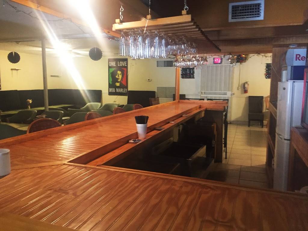 Jamaican American Soul Food Restaurant | restaurant | 2025 Dr Martin Luther King Way, Sarasota, FL 34234, USA | 9412605723 OR +1 941-260-5723