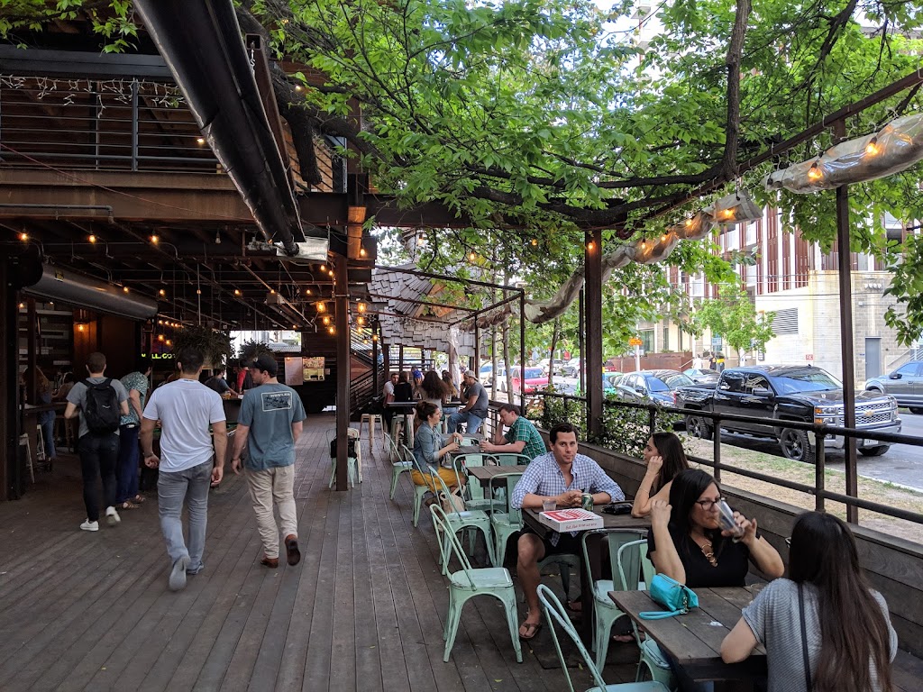 Bufords | restaurant | 700 W 6th St, Austin, TX 78701, USA | 5125455505 OR +1 512-545-5505