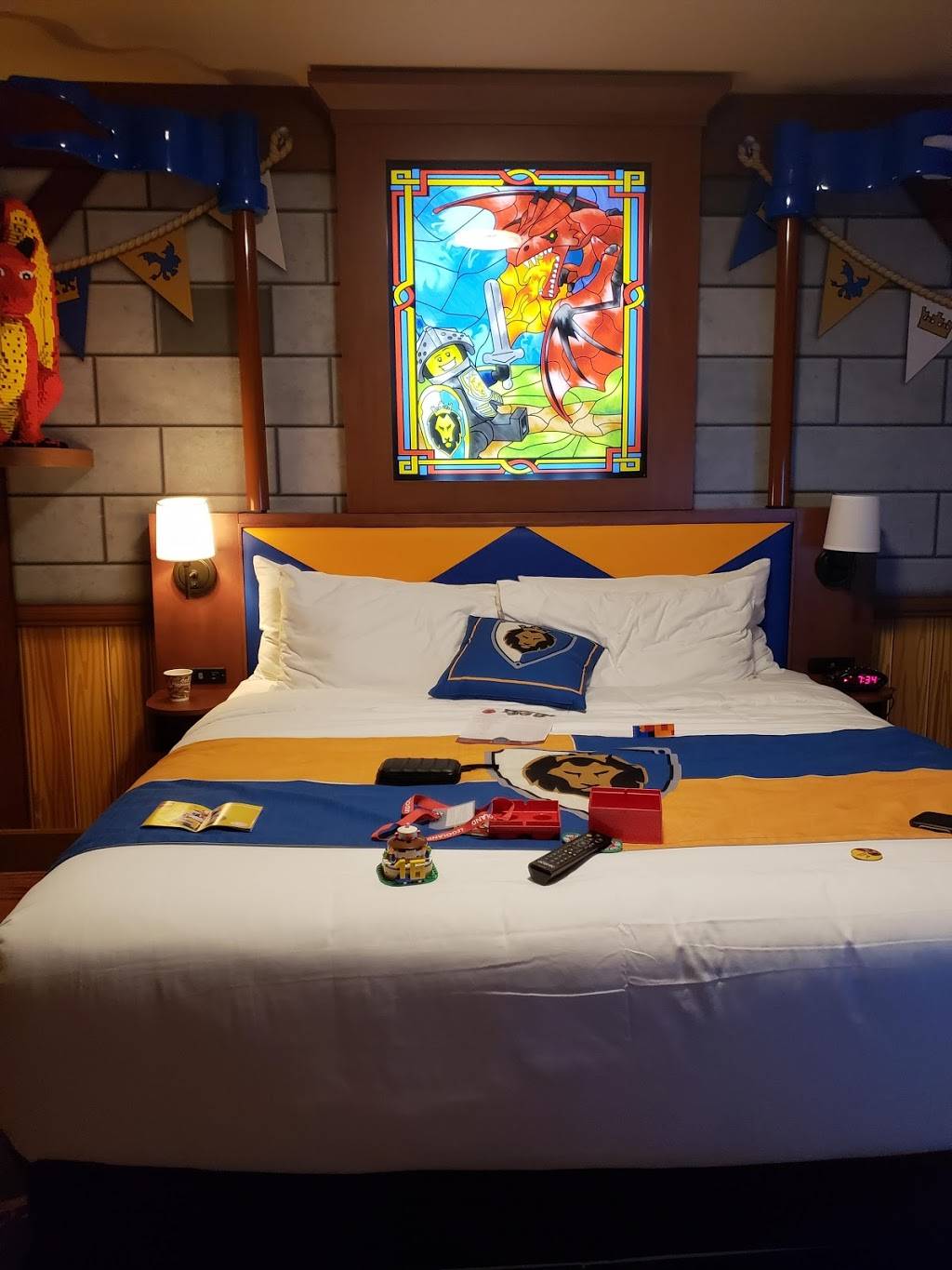 LEGOLAND California Castle Hotel | restaurant | 1 Legoland Dr, Carlsbad, CA 92008, USA | 7604445601 OR +1 760-444-5601