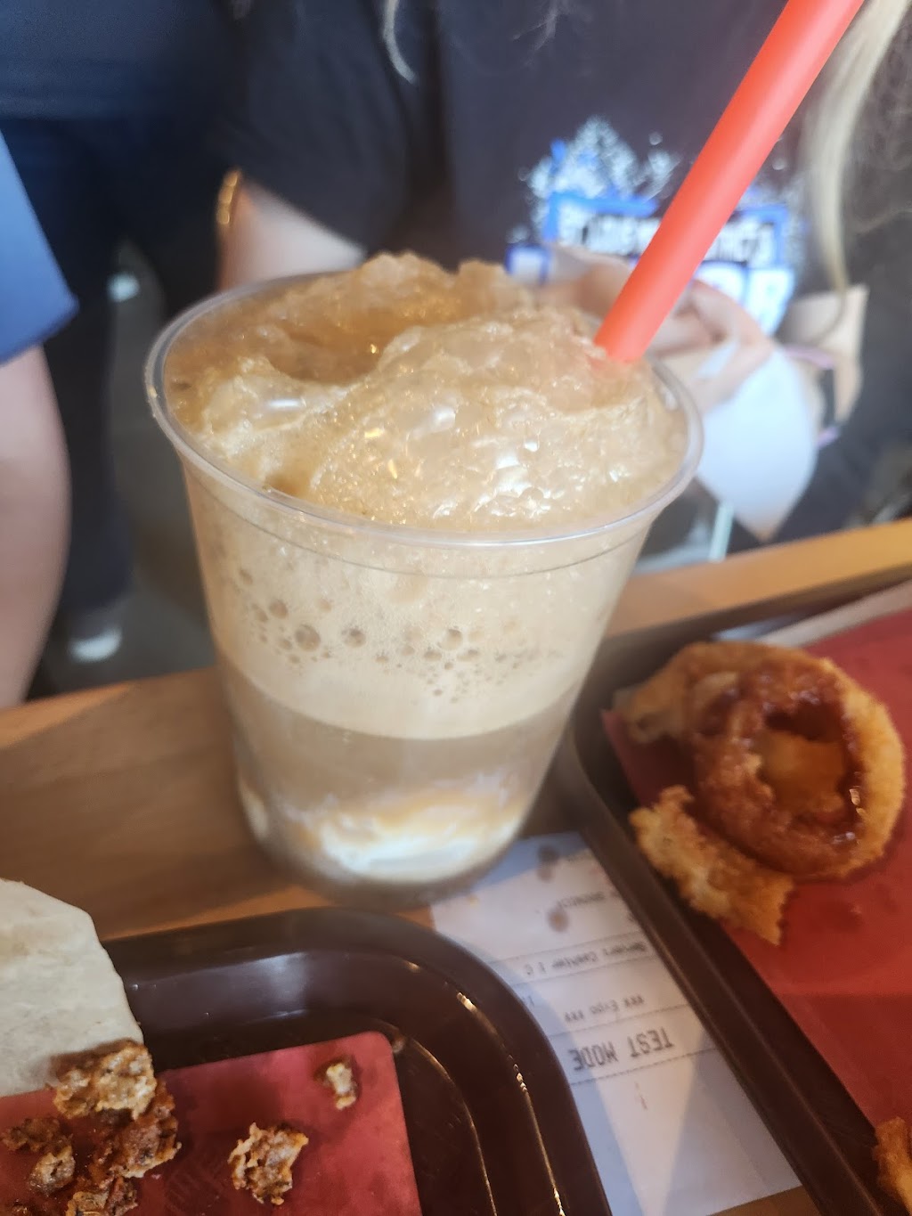 Hi-Pointe Drive-In Cottleville | restaurant | 6015 Mid Rivers Mall Dr, Cottleville, MO 63304, USA | 6369467890 OR +1 636-946-7890