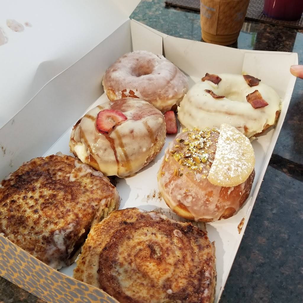 District Donuts Sliders Brew | restaurant | 527 Harrison Ave, New Orleans, LA 70124, USA | 5048271152 OR +1 504-827-1152