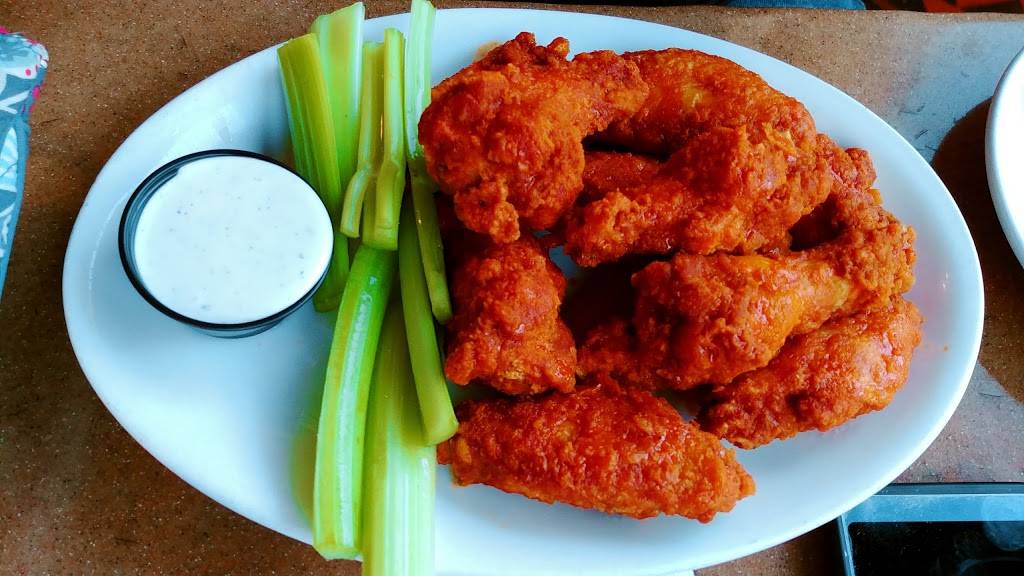 Majerles Sports Grill | restaurant | 24 N 2nd St, Phoenix, AZ 85004, USA | 6022530118 OR +1 602-253-0118