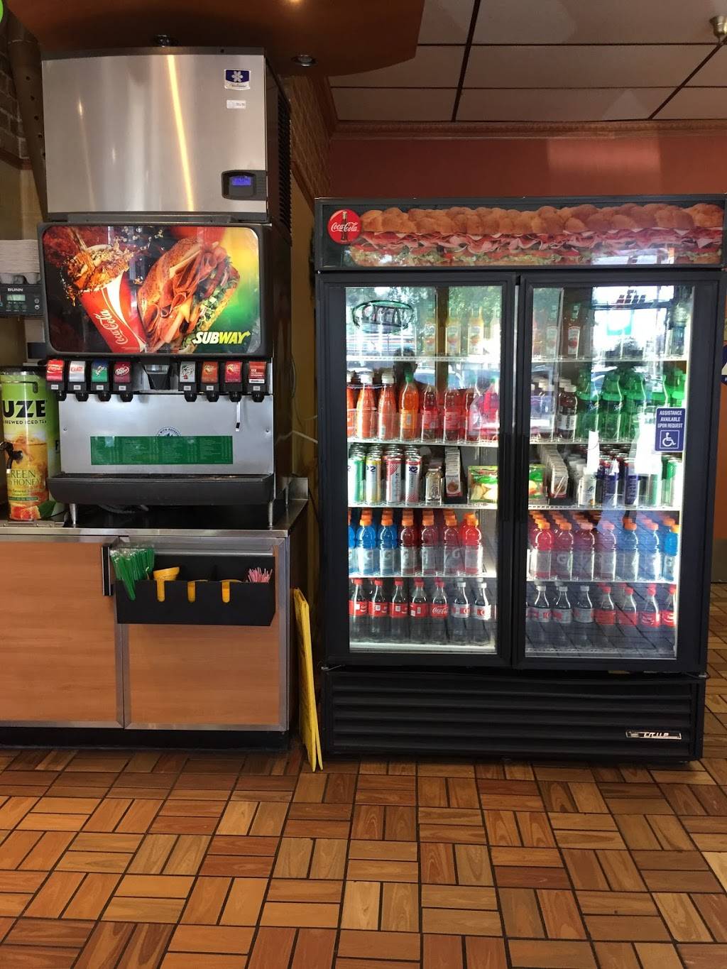 Subway | restaurant | 1589 N Palm Ave, Fresno, CA 93728, USA | 5592372041 OR +1 559-237-2041