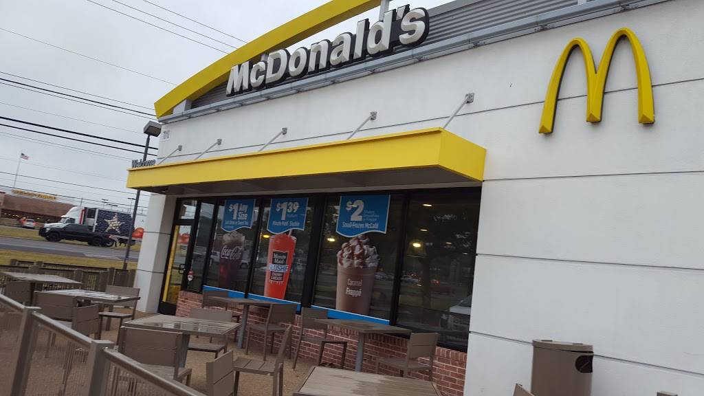 McDonalds | cafe | 7010 TX-71, Austin, TX 78735, USA | 5122880805 OR +1 512-288-0805