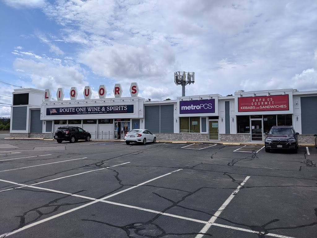 Bapu Gs Gourmet Kebabs and Sandwiches | restaurant | 29 Washington Street Bapu Gs, Foxborough, MA 02035, USA | 7742156065 OR +1 774-215-6065