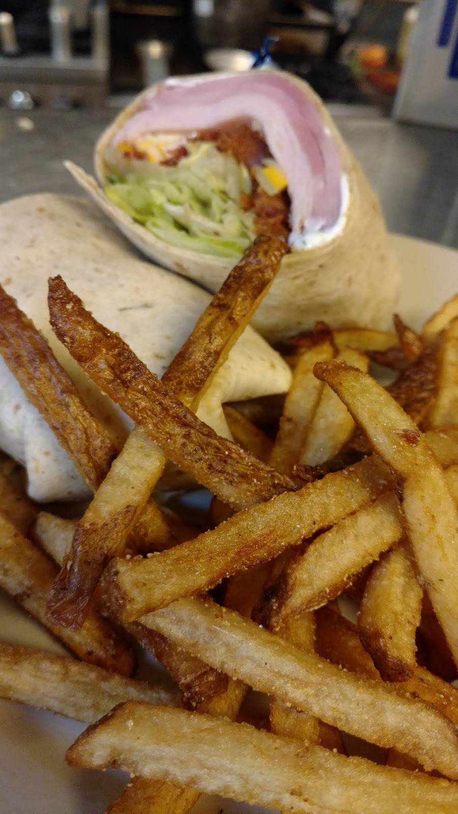 Carbones Bar & Grill | restaurant | 7670 160th St W, Lakeville, MN 55044, USA | 9529972900 OR +1 952-997-2900