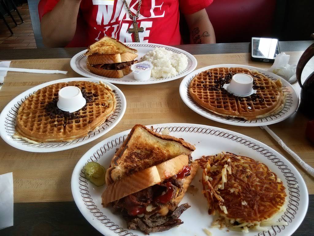 Waffle House | meal takeaway | 4690 Seven Dwarfs Ln, Kissimmee, FL 34746, USA | 4073962241 OR +1 407-396-2241