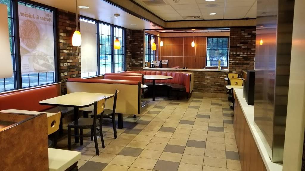 McDonalds | cafe | 317 Winchester St, Keene, NH 03431, USA | 6033529610 OR +1 603-352-9610