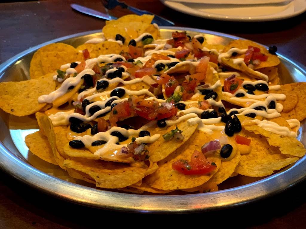 Beerhead Bar & Eatery - Schaumburg | restaurant | 888 N Meacham Rd, Schaumburg, IL 60173, USA | 8475178300 OR +1 847-517-8300