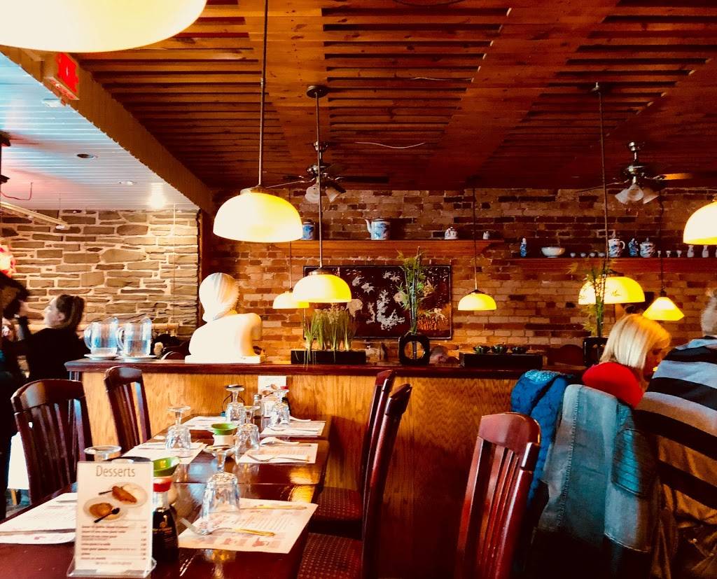 Lotus DOr | restaurant | 88 Rue Principale, Granby, QC J2G 2T4, Canada | 4503724010 OR +1 450-372-4010