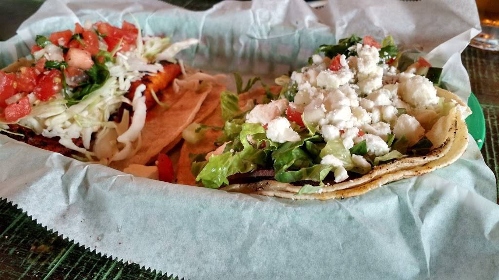 White Duck Taco Shop | restaurant | 126 Buffalo St, Johnson City, TN 37604, USA | 4233289193 OR +1 423-328-9193