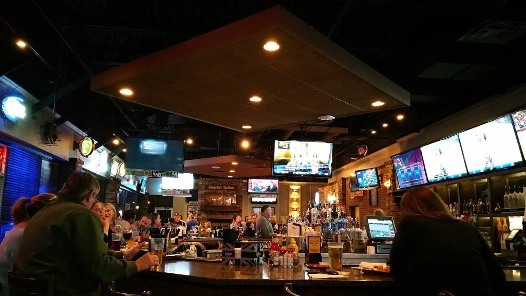 Average Joes Tap House | restaurant | 9890 Brewster Ln, Powell, OH 43065, USA | 6143367765 OR +1 614-336-7765