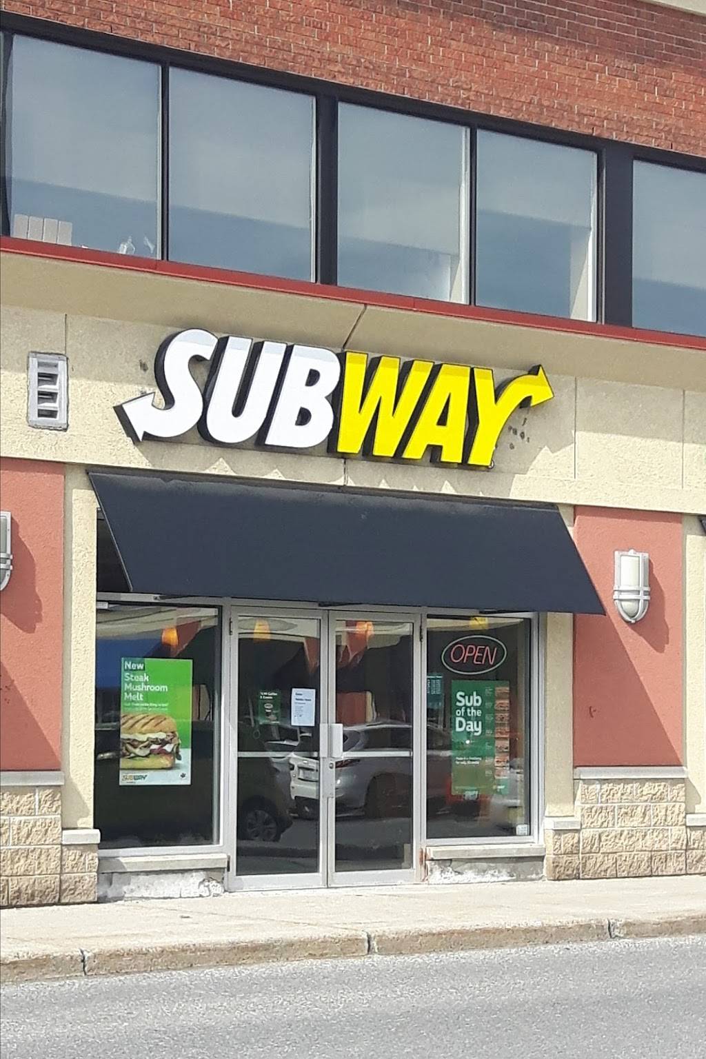 Subway | restaurant | 900 Greenbank Rd #1013, Nepean, ON K2J 1S8, Canada | 6138431800 OR +1 613-843-1800