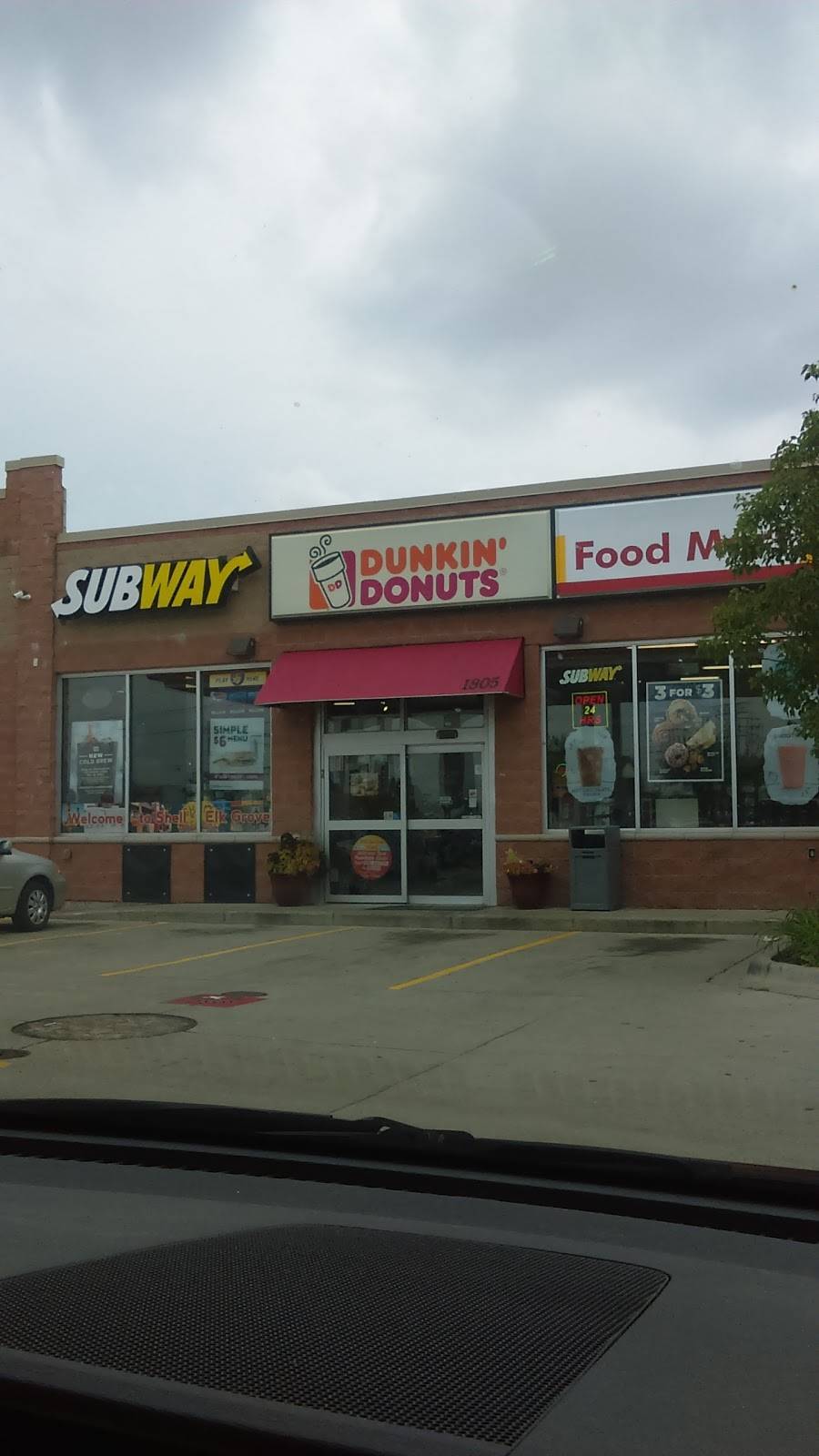 Dunkin Donuts | cafe | 1805 E Oakton St, Elk Grove Village, IL 60007, USA | 7737267336 OR +1 773-726-7336