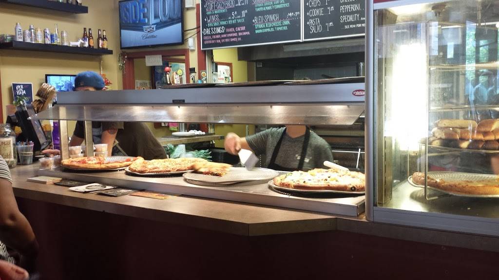 816 Pint & Slice | restaurant | 816 S Calhoun St, Fort Wayne, IN 46802, USA | 2604236600 OR +1 260-423-6600