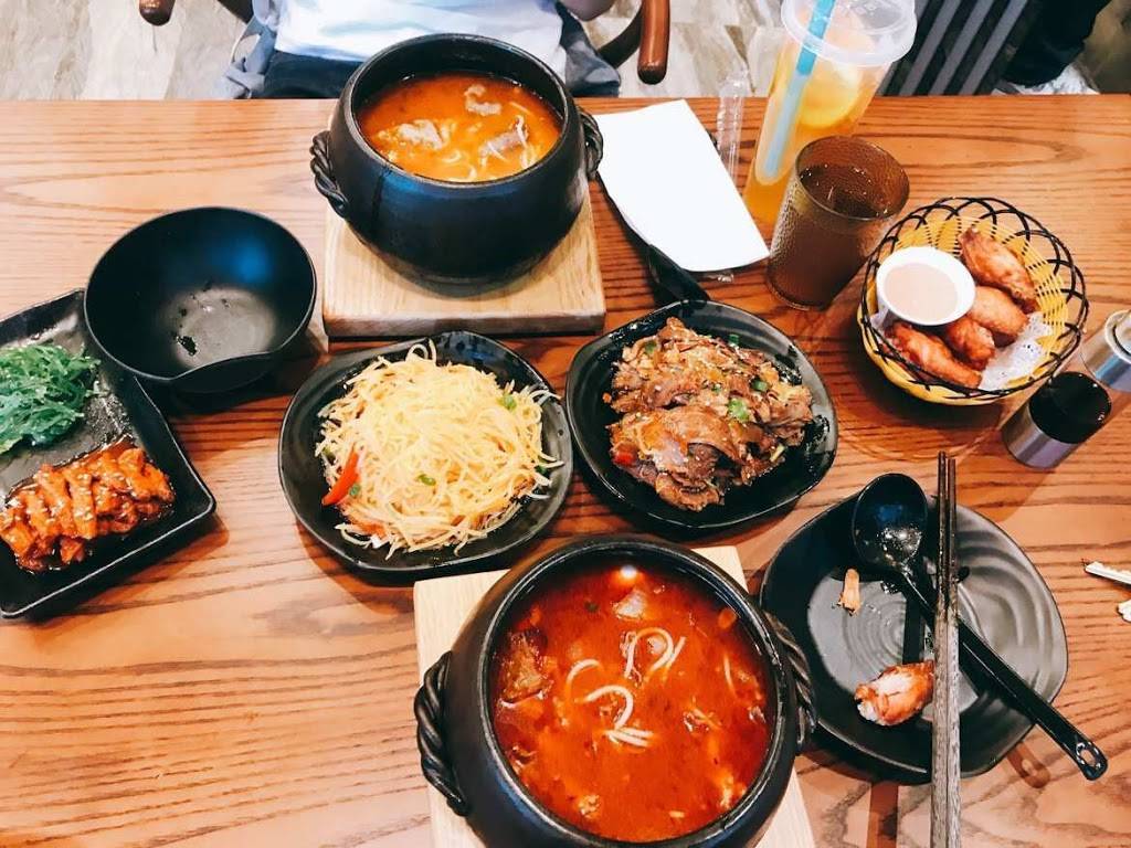 Yunshang Rice Noodles | restaurant | 5285 Yonge St, North York, ON M2N 5R3, Canada | 4162236662 OR +1 416-223-6662