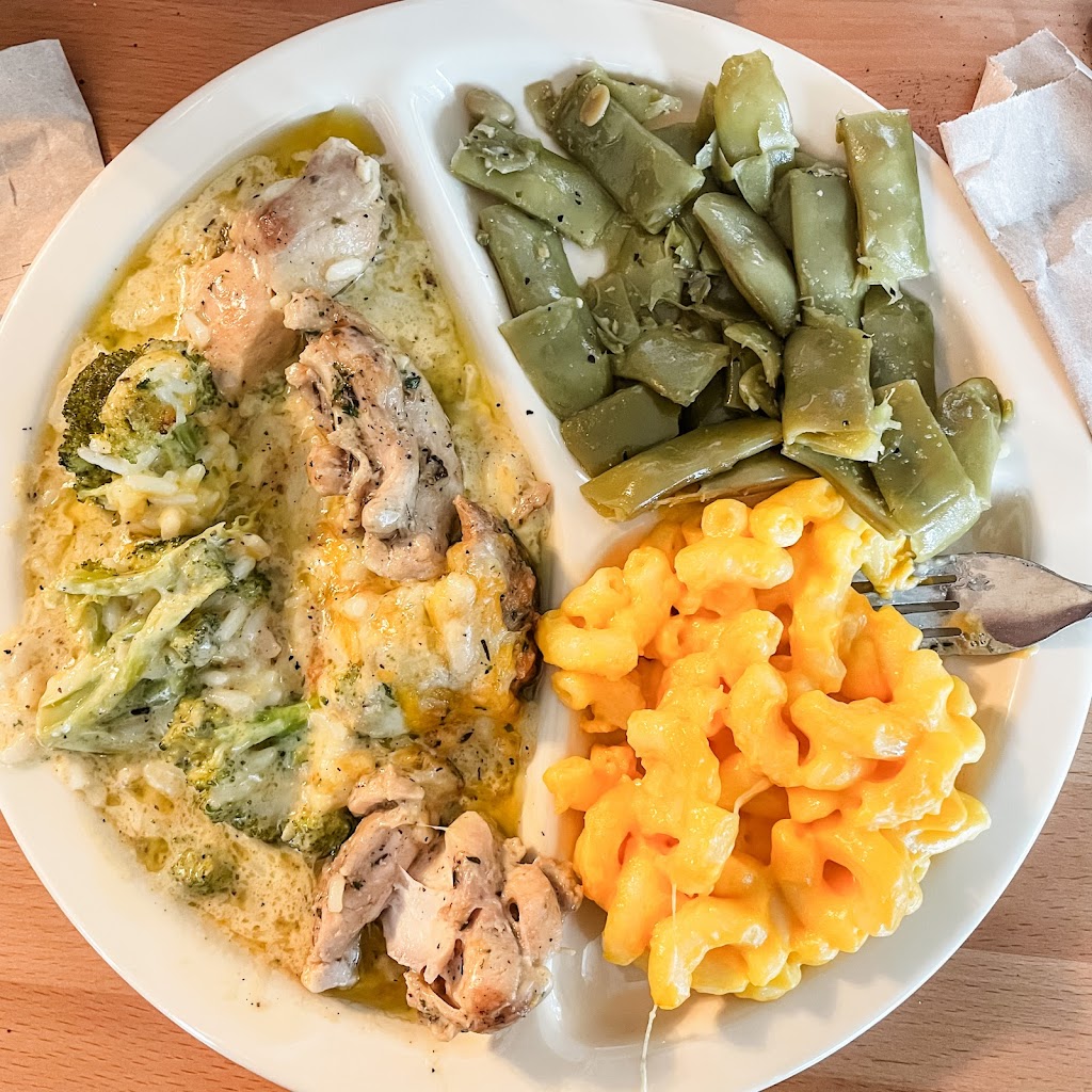 Izzys Cafe | restaurant | 146 Avenue E, Apalachicola, FL 32320, USA | 8503701236 OR +1 850-370-1236