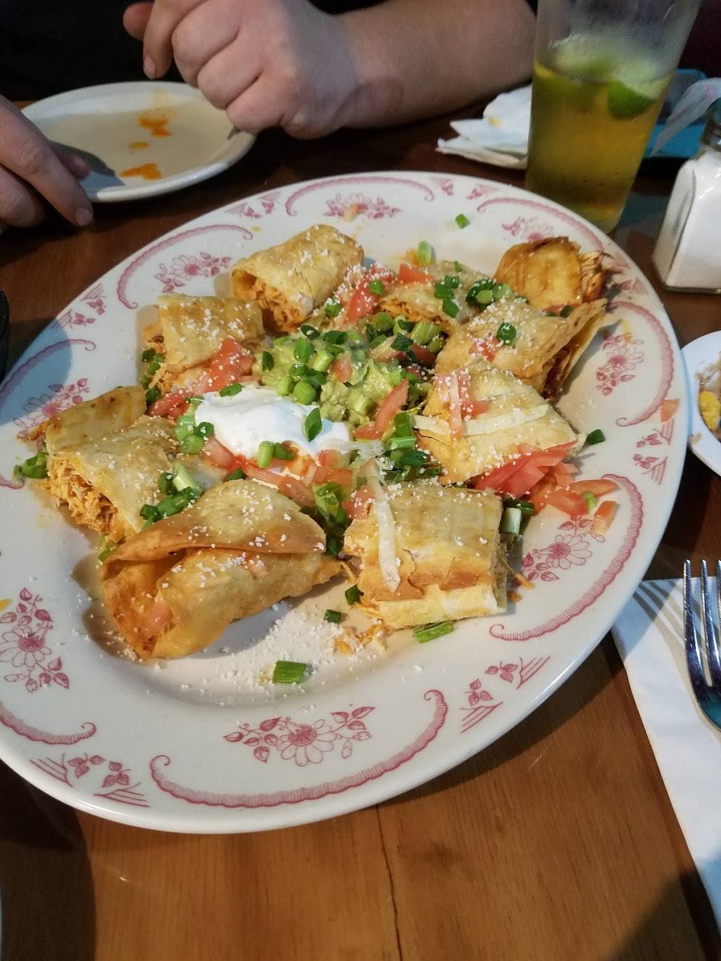 Nachos Mexican Restaurant | restaurant | 100 E State St, Mossyrock, WA 98564, USA | 3609833562 OR +1 360-983-3562