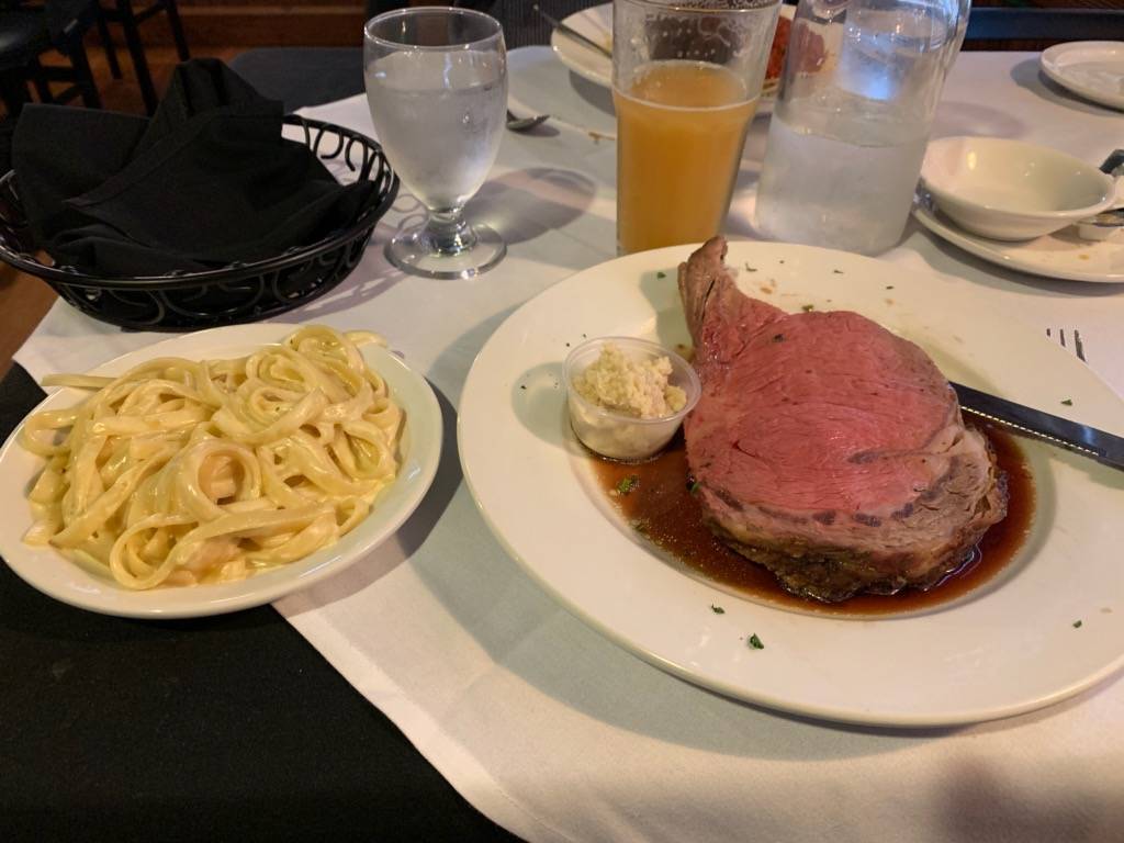 Angelos Chop House | restaurant | 1950 Welcome Way, Monroe, MI 48162, USA | 7342893500 OR +1 734-289-3500