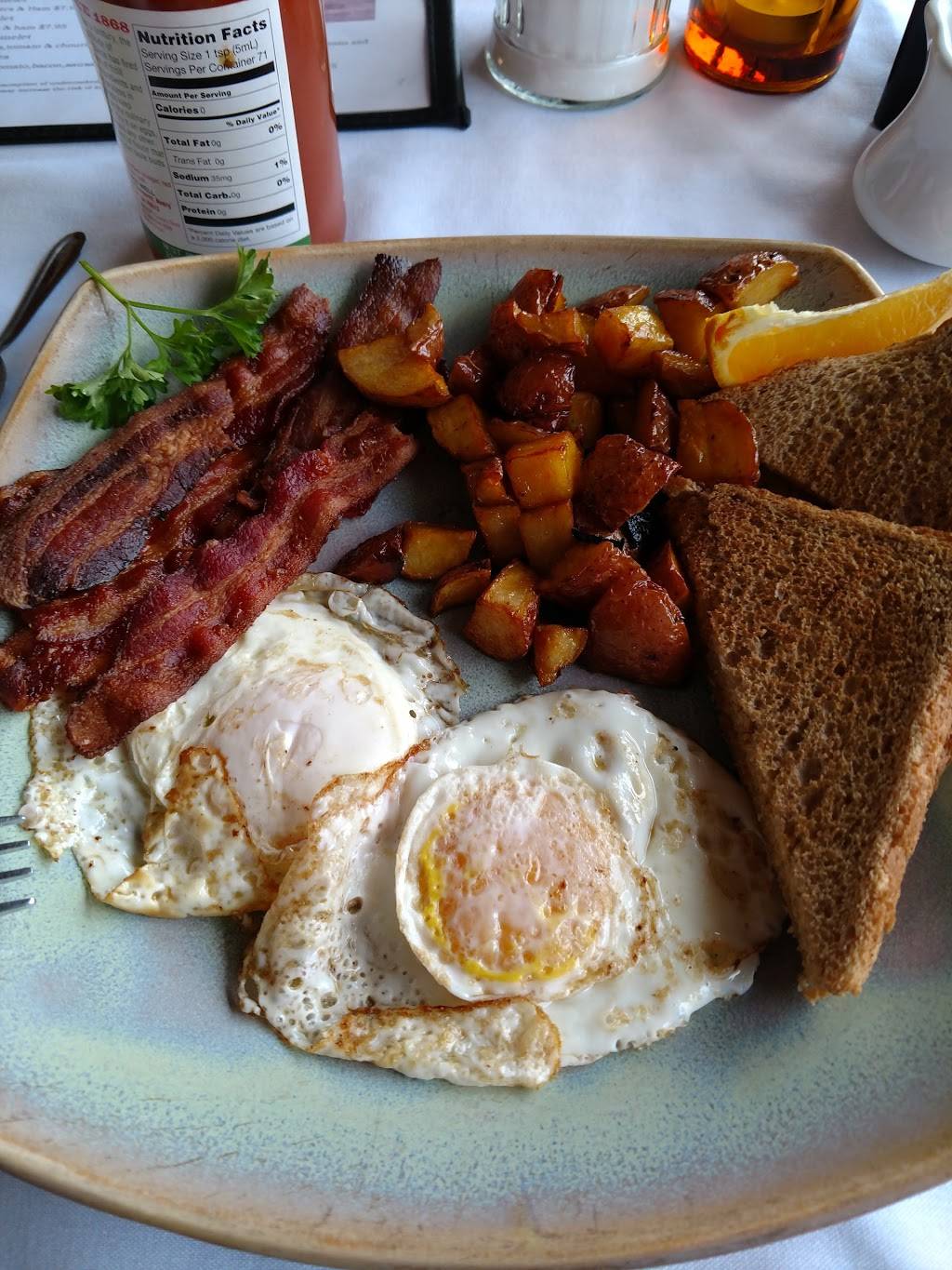 Toussaint Restaurant | restaurant | 418 Rivet St, New Bedford, MA 02740, USA | 7742061951 OR +1 774-206-1951