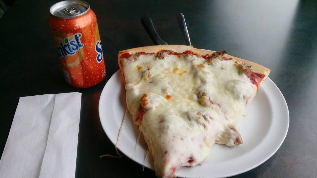 Nonnos Pizza | restaurant | 6969 Ogden Ave # D, Berwyn, IL 60402, USA | 7087881100 OR +1 708-788-1100