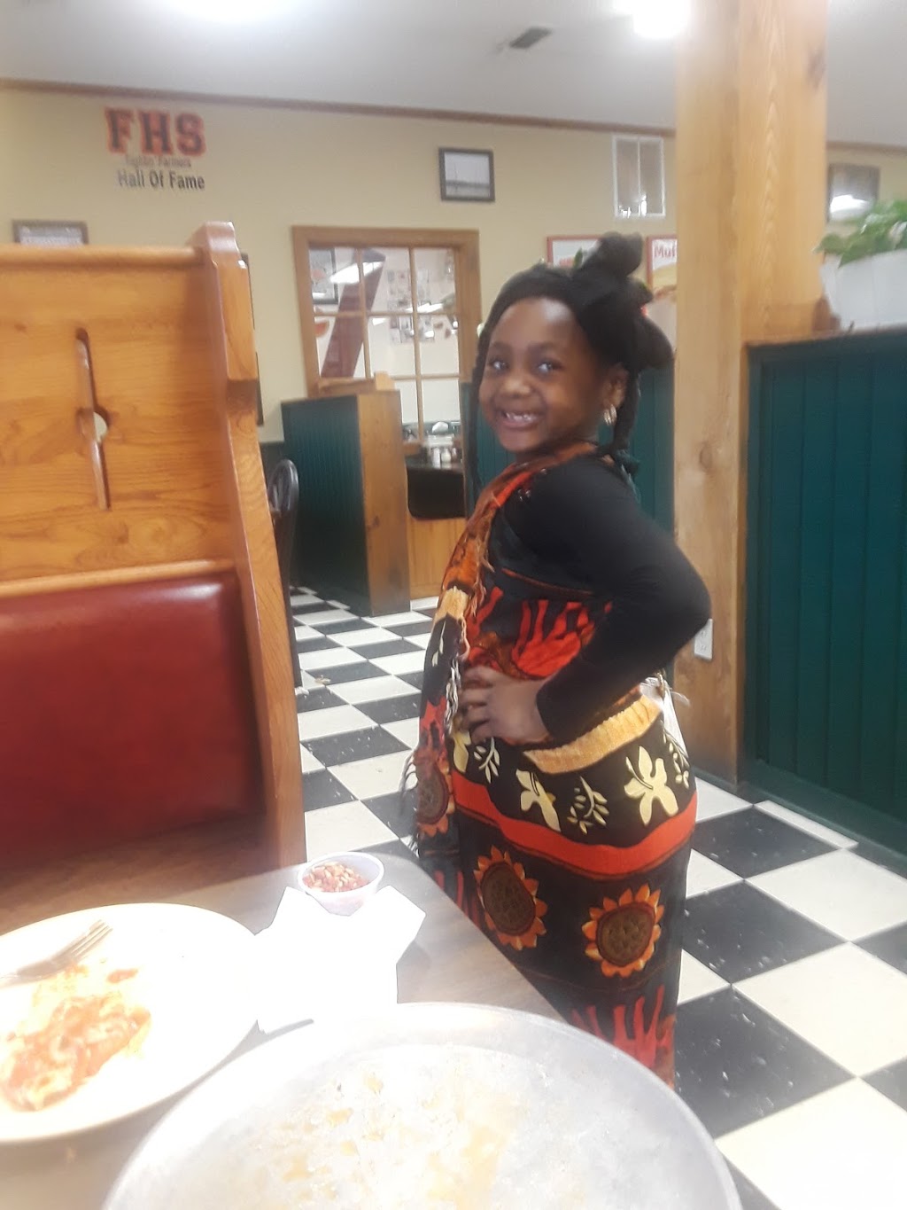 Johnnys Pizza House | meal delivery | 717 Sterlington Hwy, Farmerville, LA 71241, USA | 3183682278 OR +1 318-368-2278